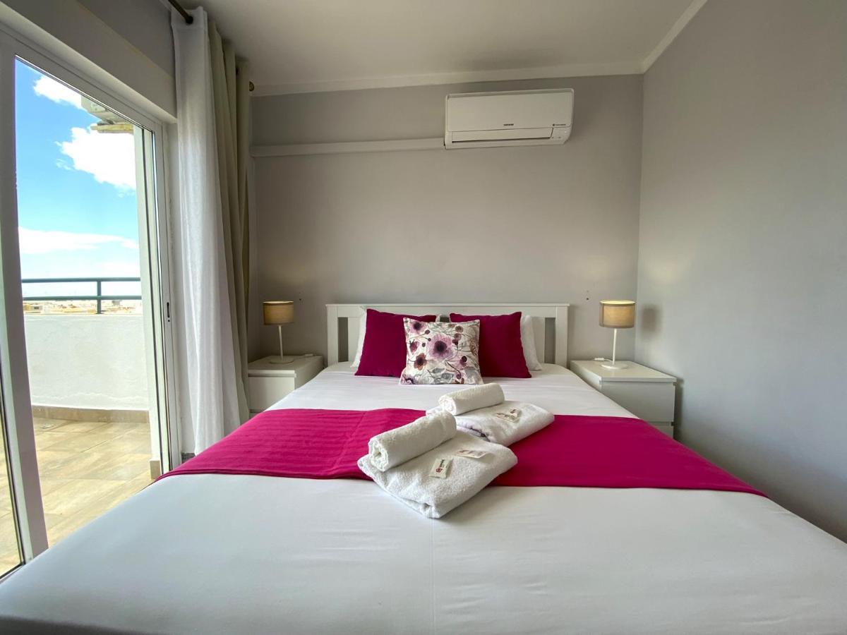Quarteira Ocean Breeze 2 By Homing Apartment Bagian luar foto